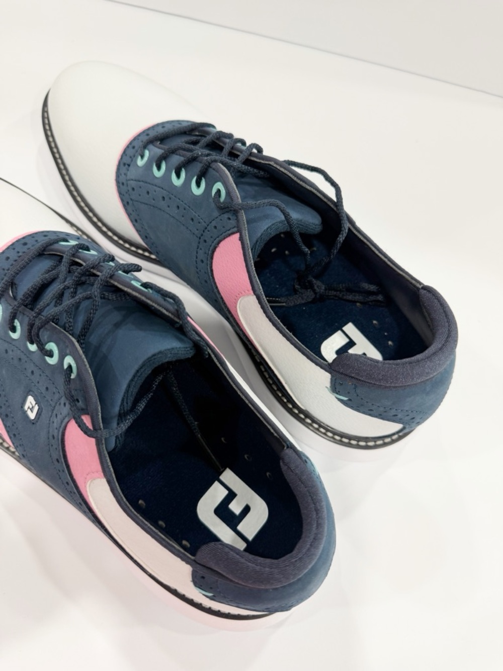Foot Joy Traditions Men’s Golf Shoes - Picture 8 of 9